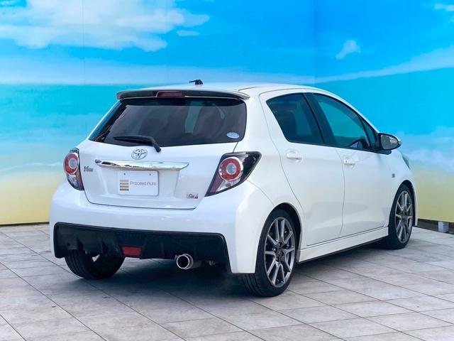 ヴィッツ RS G’s 5速MT・社外ナビ・フルセグTV・Bluetooth・社外ステアリング・HIDヘッドライト・ETC・フォグランプ・純正AW・電動格納ミラー(4枚目)