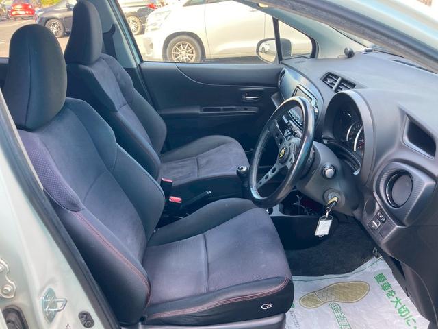 ヴィッツ RS G’s 5速MT・社外ナビ・フルセグTV・Bluetooth・社外ステアリング・HIDヘッドライト・ETC・フォグランプ・純正AW・電動格納ミラー(6枚目)