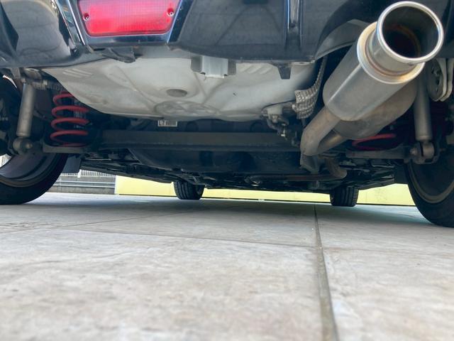 ヴィッツ RS G’s 5速MT・社外ナビ・フルセグTV・Bluetooth・社外ステアリング・HIDヘッドライト・ETC・フォグランプ・純正AW・電動格納ミラー(31枚目)