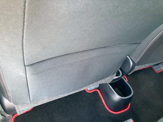 ヴィッツ RS G’s 5速MT・社外ナビ・フルセグTV・Bluetooth・社外ステアリング・HIDヘッドライト・ETC・フォグランプ・純正AW・電動格納ミラー(32枚目)