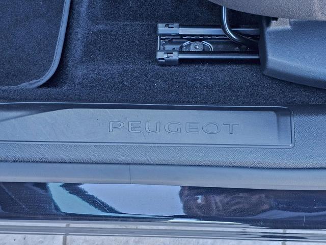 ５００８ アリュール　純正ナビ・３６０°ビジョン・パワートランクリッド・Ｂｌｕｅｔｏｏｔｈ接続・ＵＳＢ接続・ＥＴＣ・ブラインドスポットモニター・パドルシフト・プッシュスタート・純正１８インチアルミホイール（53枚目）