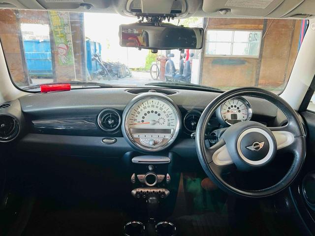 ＭＩＮＩ クーパー　Ｒ５６　６ＡＴ　黄　Ｂｌｕｅｔｏｏｔｈ　Ｃａｒｐｌａｙ　Ａｎｄｒｏｉｄ　Ａｕｔｏ　ナビ　ドラレコ　ドライブレコーダー　バックカメラ　ＥＴＣ　ＵＳＢ　アルミ　ユニオンジャック　テール　ＧＴ　Ｍｏｔｏｒｓ（23枚目）