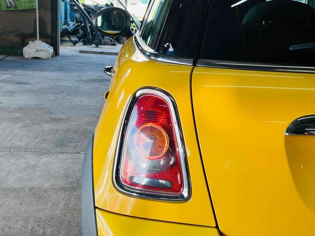 ＭＩＮＩ クーパー　Ｒ５６　６ＡＴ　黄　Ｂｌｕｅｔｏｏｔｈ　Ｃａｒｐｌａｙ　Ａｎｄｒｏｉｄ　Ａｕｔｏ　ナビ　ドラレコ　ドライブレコーダー　バックカメラ　ＥＴＣ　ＵＳＢ　アルミ　ユニオンジャック　テール　ＧＴ　Ｍｏｔｏｒｓ（62枚目）