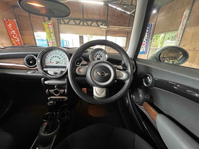 ＭＩＮＩ クーパーＳ　Ｒ５６　６ＡＴ　青　Ｂｌｕｅｔｏｏｔｈ　Ｃａｒｐｌａｙ　Ａｎｄｒｏｉｄ　Ａｕｔｏ　ナビ　ドラレコ　ドライブレコーダー　バックカメラ　ＥＴＣ　ＵＳＢ　アルミ　ユニオンジャック　テール　ＧＴ　Ｍｏｔｏｒｓ（23枚目）