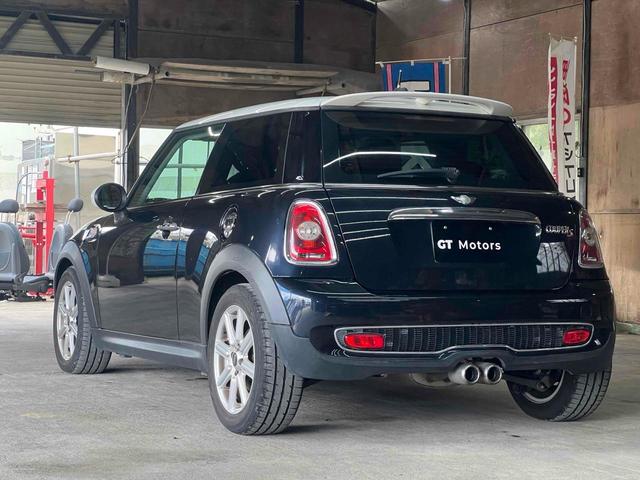ＭＩＮＩ クーパーＳ　Ｒ５６　６ＡＴ　青　Ｂｌｕｅｔｏｏｔｈ　Ｃａｒｐｌａｙ　Ａｎｄｒｏｉｄ　Ａｕｔｏ　ナビ　ドラレコ　ドライブレコーダー　バックカメラ　ＥＴＣ　ＵＳＢ　アルミ　ユニオンジャック　テール　ＧＴ　Ｍｏｔｏｒｓ（35枚目）