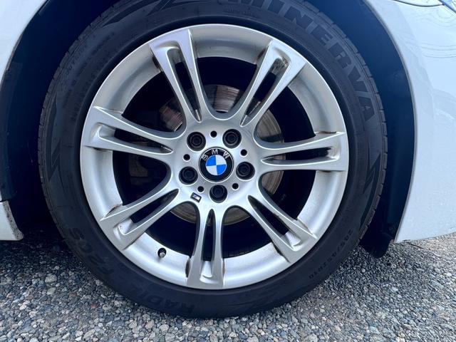 ５シリーズ ５２３ｄブルーパフォーマンスＭスポーツパッケージ　ディーラー車　右ハンドル　アルピンホワイト　純正ナビ　地デジ　バックカメラ　ミラー一体型ＥＴＣ　パドルシフト　ＤＲＬ　社外ヘッドライト　グリル　テール電図（ＬＥＤモーション付）取扱説明書　整備手帳（30枚目）