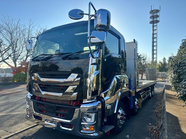 ギガ クレーン付きセルフローダー　１１．４ｔ　４軸　アイバワークスセルフローダー　タダノ４段クレーン　ラジコン　ローダーリモコン　ウインチ　３８０馬力　アイドリングストップ　ＥＴＣ２．０　クールホットボックス（2枚目）