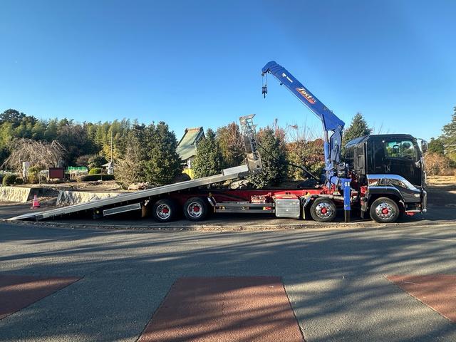 ギガ クレーン付きセルフローダー　１１．４ｔ　４軸　アイバワークスセルフローダー　タダノ４段クレーン　ラジコン　ローダーリモコン　ウインチ　３８０馬力　アイドリングストップ　ＥＴＣ２．０　クールホットボックス（9枚目）