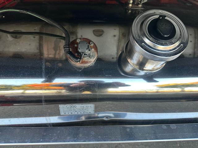 ギガ クレーン付きセルフローダー　１１．４ｔ　４軸　アイバワークスセルフローダー　タダノ４段クレーン　ラジコン　ローダーリモコン　ウインチ　３８０馬力　アイドリングストップ　ＥＴＣ２．０　クールホットボックス（27枚目）