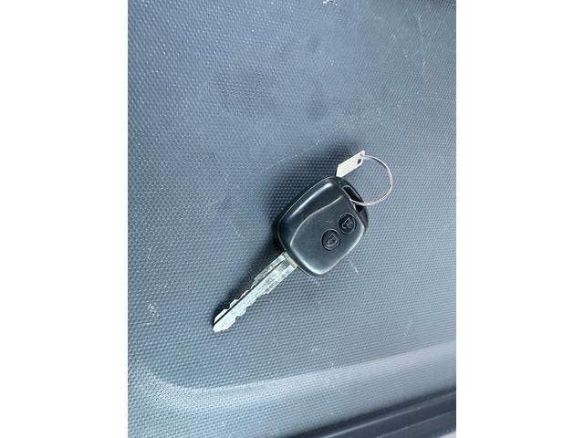 ギガ クレーン付きセルフローダー　１１．４ｔ　４軸　アイバワークスセルフローダー　タダノ４段クレーン　ラジコン　ローダーリモコン　ウインチ　３８０馬力　アイドリングストップ　ＥＴＣ２．０　クールホットボックス（39枚目）