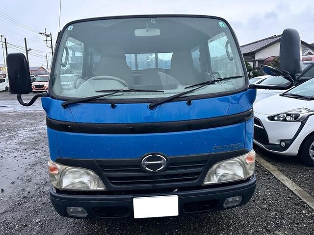 デュトロ Ｗキャブ　車検Ｒ８年５月１日　６人乗り　５速ＭＴ　極東パワーゲート　積載量　２０００ｋｇ（2枚目）