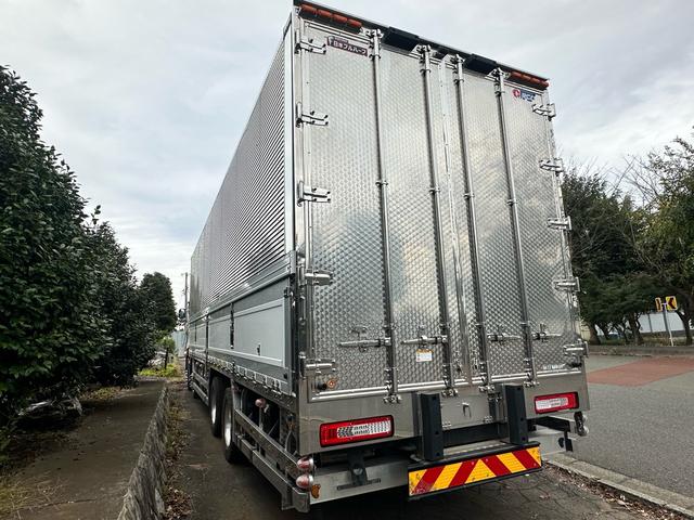 クオン 　冷蔵冷凍ウィング　三菱重工冷凍機　ＴＵ８５ＳＣ　－３０度設定　ＥＳＣＯＴ　カラーバックカメラ　積載１１３００ｋｇ（7枚目）