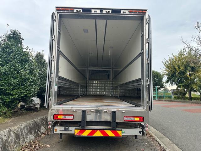 クオン 　冷蔵冷凍ウィング　三菱重工冷凍機　ＴＵ８５ＳＣ　－３０度設定　ＥＳＣＯＴ　カラーバックカメラ　積載１１３００ｋｇ（10枚目）