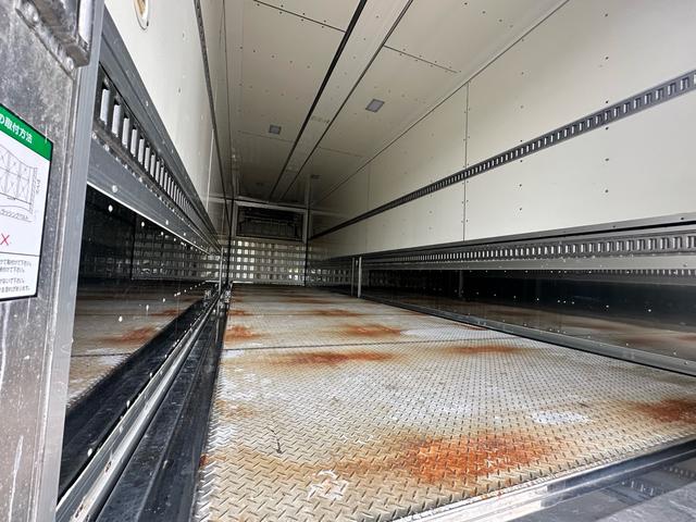 クオン 　冷蔵冷凍ウィング　三菱重工冷凍機　ＴＵ８５ＳＣ　－３０度設定　ＥＳＣＯＴ　カラーバックカメラ　積載１１３００ｋｇ（11枚目）