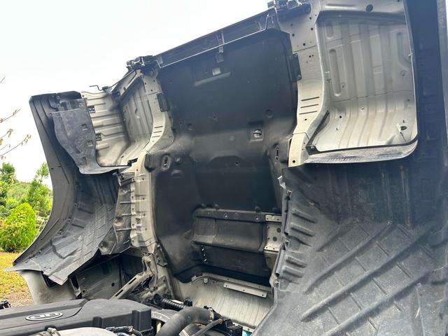 クオン 　冷蔵冷凍ウィング　三菱重工冷凍機　ＴＵ８５ＳＣ　－３０度設定　ＥＳＣＯＴ　カラーバックカメラ　積載１１３００ｋｇ（18枚目）