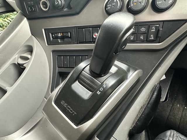 クオン 　冷蔵冷凍ウィング　三菱重工冷凍機　ＴＵ８５ＳＣ　－３０度設定　ＥＳＣＯＴ　カラーバックカメラ　積載１１３００ｋｇ（25枚目）