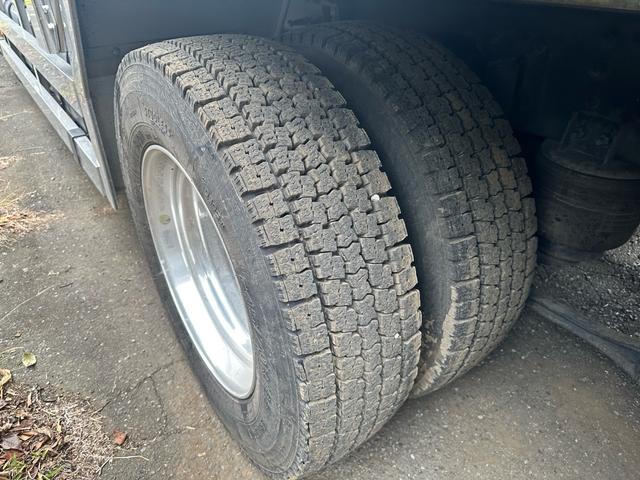 クオン 　冷蔵冷凍ウィング　三菱重工冷凍機　ＴＵ８５ＳＣ　－３０度設定　ＥＳＣＯＴ　カラーバックカメラ　積載１１３００ｋｇ（35枚目）