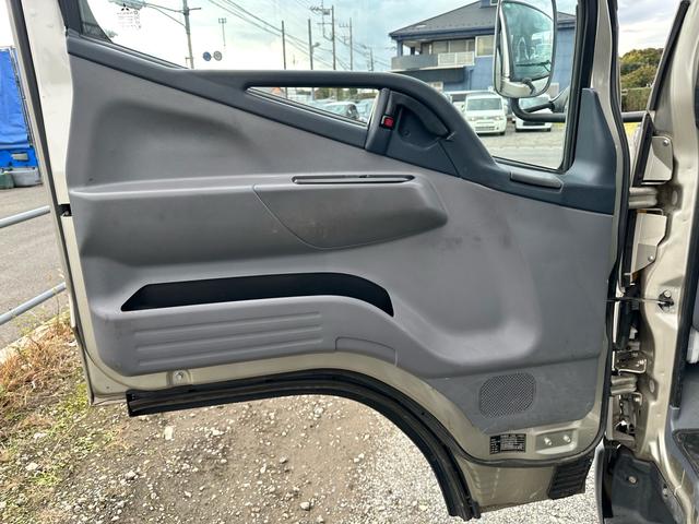 キャンター 3段クレーン付平ボディ 古河ユニックURU263N 2.63t ラジコン フックイン 積載3000kg(36枚目)