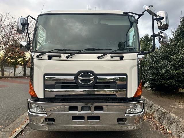 プロフィア 　粉粒体運搬車　極東開発ジェットパック　パラセメント車　ＪＡ１３－１５Ｃ－Ｓ　タンク容量１１．８？　積載量１１６００ｋｇ　マンホール２ヶ所　カラーバックカメラ　ＥＴＣ（3枚目）