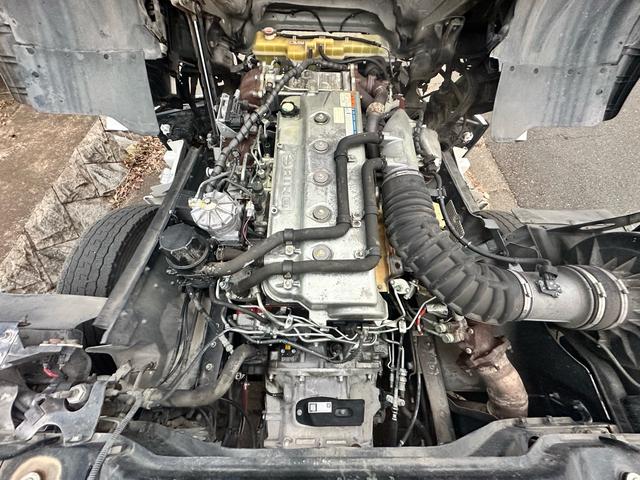 プロフィア 　粉粒体運搬車　極東開発ジェットパック　パラセメント車　ＪＡ１３－１５Ｃ－Ｓ　タンク容量１１．８？　積載量１１６００ｋｇ　マンホール２ヶ所　カラーバックカメラ　ＥＴＣ（22枚目）