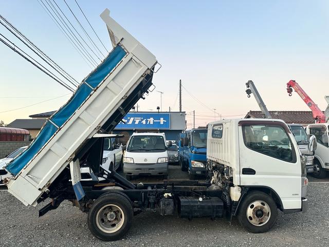 キャンター ダンプ　３ｔダンプ　フロント部少修復あり　走行テスト済　積載３０００ｋｇ　新明和　ＤＲ２－０１１０ＳＹ　コボレーン　５速ＭＴ（9枚目）