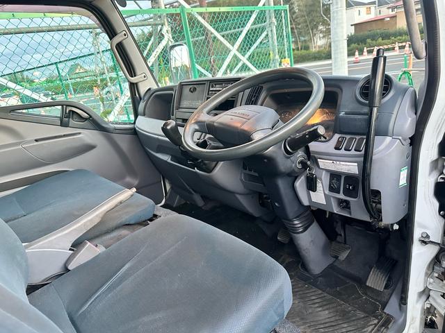 キャンター ダンプ　３ｔダンプ　フロント部少修復あり　走行テスト済　積載３０００ｋｇ　新明和　ＤＲ２－０１１０ＳＹ　コボレーン　５速ＭＴ（34枚目）