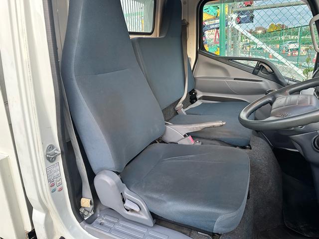 キャンター ダンプ　３ｔダンプ　フロント部少修復あり　走行テスト済　積載３０００ｋｇ　新明和　ＤＲ２－０１１０ＳＹ　コボレーン　５速ＭＴ（35枚目）