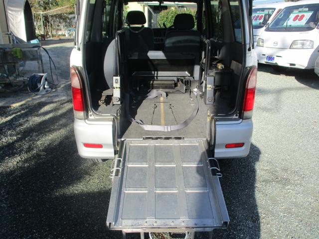 アトレーワゴン  車いす移動車 スローパー 福祉車両(6枚目)