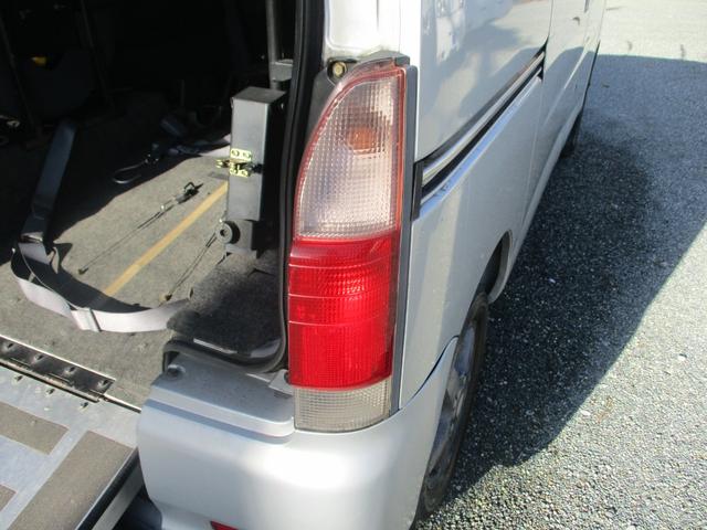 アトレーワゴン  車いす移動車 スローパー 福祉車両(15枚目)