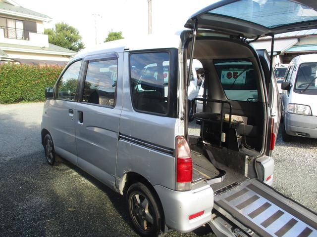 アトレーワゴン  車いす移動車 スローパー 福祉車両(18枚目)