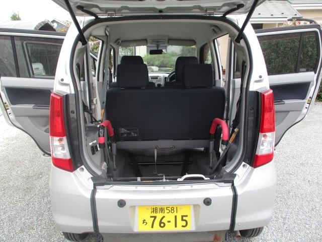 AZワゴン XG 福祉車両 車いす移動車 スローパー ポータブルNAVI(19枚目)