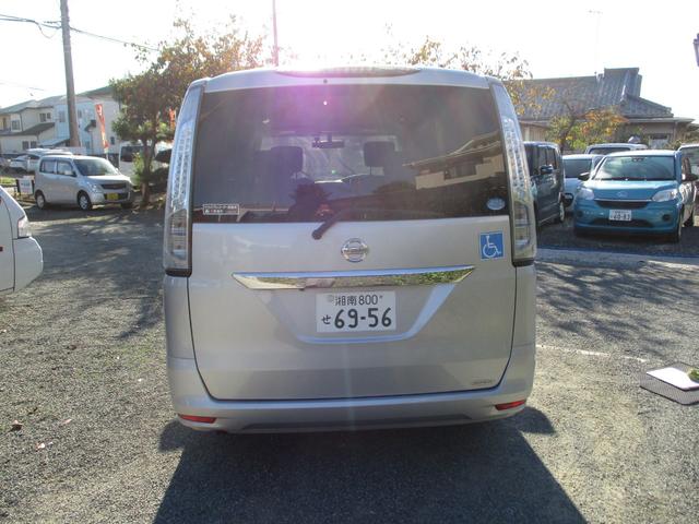 セレナ アンシャンテ 助手席スライドアップシート 車いすリフター 福祉車両(8枚目)