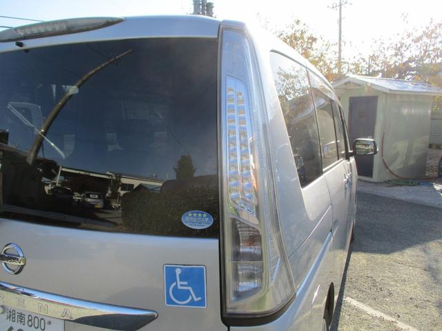 セレナ アンシャンテ 助手席スライドアップシート 車いすリフター 福祉車両(23枚目)