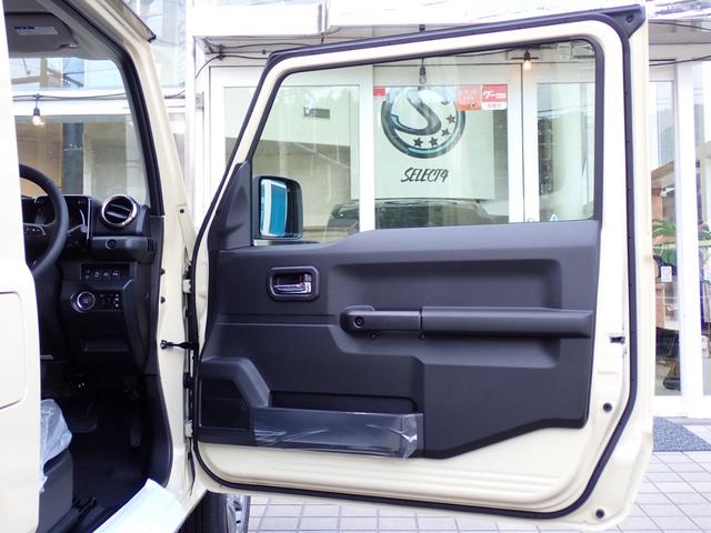ジムニー ＸＣ　届出済未使用車　シフォンアイボリーメタリックブラックルーフ　セーフティサポート　クルーズコントロール　コーナーセンサー　シートヒーター　ＬＥＤヘッドライト　アイドリングストップ　ターボ　スマートキー（41枚目）