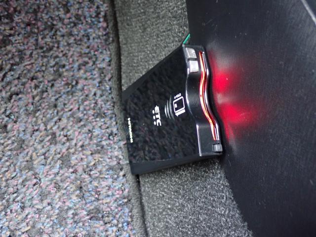 アクア G 車検整備付 純正ナビ TV バックモニター ETC オートライト ステアリングスイッチ スマートキー プッシュスタート シートリフター 電動格納ミラー(26枚目)