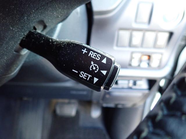 ノア ハイブリッドＧ　両側パワースライドドア　社外ナビ　ＴＶ　バックモニター　ＥＴＣ　クルーズコントロール　置くだけ充電　シートヒーター　スマートエントリー　ｂＢｌｕｅｔｏｏｔｈ　ＬＥＤヘッドライト　ステアリングスイッチ（28枚目）