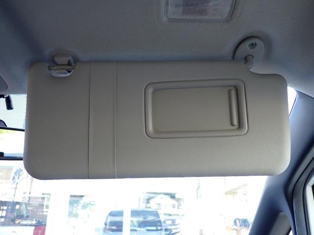 ノア ハイブリッドＧ　両側パワースライドドア　社外ナビ　ＴＶ　バックモニター　ＥＴＣ　クルーズコントロール　置くだけ充電　シートヒーター　スマートエントリー　ｂＢｌｕｅｔｏｏｔｈ　ＬＥＤヘッドライト　ステアリングスイッチ（41枚目）