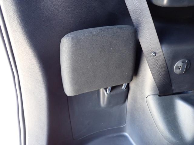 ノア ハイブリッドＧ　両側パワースライドドア　社外ナビ　ＴＶ　バックモニター　ＥＴＣ　クルーズコントロール　置くだけ充電　シートヒーター　スマートエントリー　ｂＢｌｕｅｔｏｏｔｈ　ＬＥＤヘッドライト　ステアリングスイッチ（47枚目）