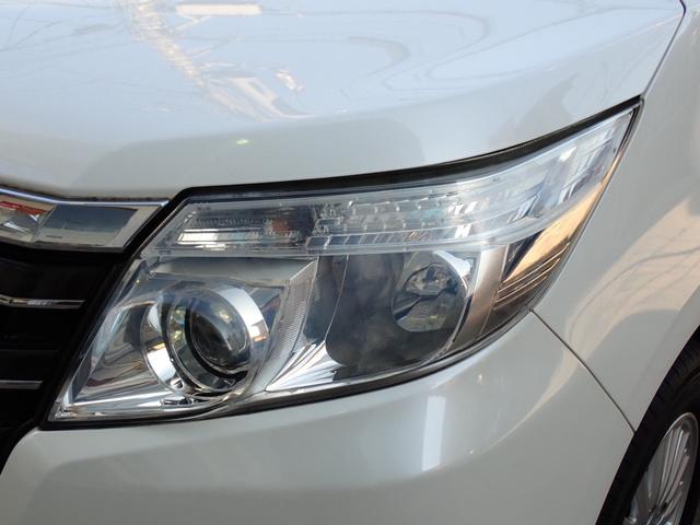 ノア ハイブリッドＧ　両側パワースライドドア　社外ナビ　ＴＶ　バックモニター　ＥＴＣ　クルーズコントロール　置くだけ充電　シートヒーター　スマートエントリー　ｂＢｌｕｅｔｏｏｔｈ　ＬＥＤヘッドライト　ステアリングスイッチ（56枚目）