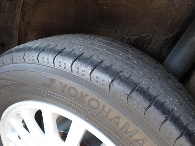 ノア ハイブリッドＧ　両側パワースライドドア　社外ナビ　ＴＶ　バックモニター　ＥＴＣ　クルーズコントロール　置くだけ充電　シートヒーター　スマートエントリー　ｂＢｌｕｅｔｏｏｔｈ　ＬＥＤヘッドライト　ステアリングスイッチ（73枚目）