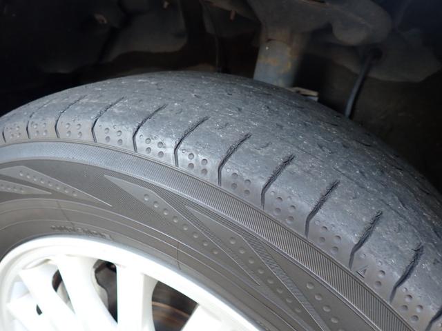 ノア ハイブリッドＧ　両側パワースライドドア　社外ナビ　ＴＶ　バックモニター　ＥＴＣ　クルーズコントロール　置くだけ充電　シートヒーター　スマートエントリー　ｂＢｌｕｅｔｏｏｔｈ　ＬＥＤヘッドライト　ステアリングスイッチ（74枚目）