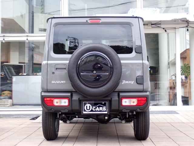 ジムニー ＸＣ　届出済未使用車　セーフティサポート　クルーズコントロール　コーナーセンサー　誤発進抑制　車線逸脱警報　シートヒーター　ＬＥＤヘッドライト　オートライト　アイドリングストップ　ターボ　スマートキー２本（3枚目）