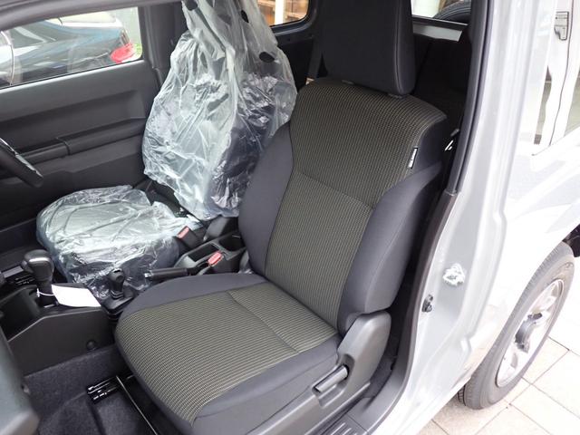 ジムニー ＸＣ　届出済未使用車　セーフティサポート　クルーズコントロール　コーナーセンサー　誤発進抑制　車線逸脱警報　シートヒーター　ＬＥＤヘッドライト　オートライト　アイドリングストップ　ターボ　スマートキー２本（14枚目）