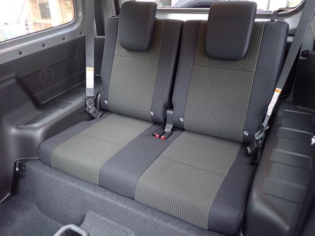 ジムニー ＸＣ　届出済未使用車　セーフティサポート　クルーズコントロール　コーナーセンサー　誤発進抑制　車線逸脱警報　シートヒーター　ＬＥＤヘッドライト　オートライト　アイドリングストップ　ターボ　スマートキー２本（16枚目）