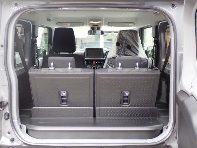 ジムニー ＸＣ　届出済未使用車　セーフティサポート　クルーズコントロール　コーナーセンサー　誤発進抑制　車線逸脱警報　シートヒーター　ＬＥＤヘッドライト　オートライト　アイドリングストップ　ターボ　スマートキー２本（17枚目）