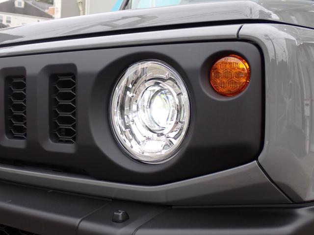 ジムニー ＸＣ　届出済未使用車　セーフティサポート　クルーズコントロール　コーナーセンサー　誤発進抑制　車線逸脱警報　シートヒーター　ＬＥＤヘッドライト　オートライト　アイドリングストップ　ターボ　スマートキー２本（45枚目）