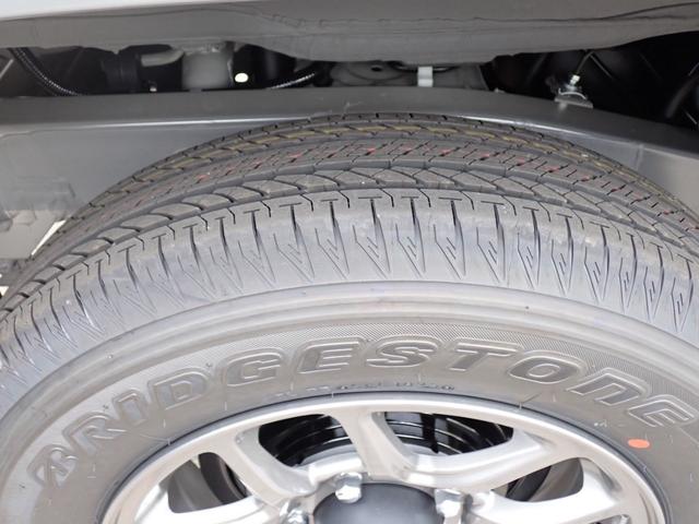 ジムニー ＸＣ　届出済未使用車　セーフティサポート　クルーズコントロール　コーナーセンサー　誤発進抑制　車線逸脱警報　シートヒーター　ＬＥＤヘッドライト　オートライト　アイドリングストップ　ターボ　スマートキー２本（57枚目）