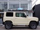 ジムニー ＸＣ　届出済未使用車　シフォンアイボリーメタリックブラックルーフ　セーフティサポート　クルーズコントロール　コーナーセンサー　シートヒーター　ＬＥＤヘッドライト　アイドリングストップ　ターボ　スマートキー（4枚目）