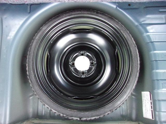 ｂＢ Ｚ　Ｘバージョン　走行４２０００キロ　純正ナビ　ＣＤ　ＥＴＣ　革巻ステアリング　フォグランプ　電動格納ミラー　プライバシーガラス　ベンチシート　純正１５インチＡＷ　キーレス（26枚目）