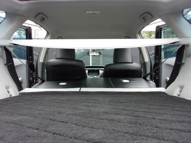 プリウス Sツーリングセレクション プッシュスタート 社外ナビ・TV バックカメラ ETC Bluetooth ステアリングスイッチ LEDオートライト 皮調シートカバー ローダウン 純正17インチAW スマートキー 車検令和8年3月(26枚目)